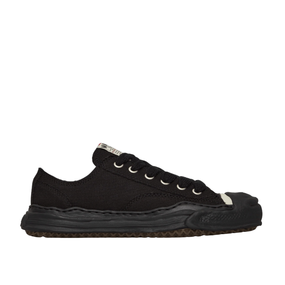 Maison Mihara Yasuhiro Hank Og Sole Canvas Low Top Sneaker - Black / Black